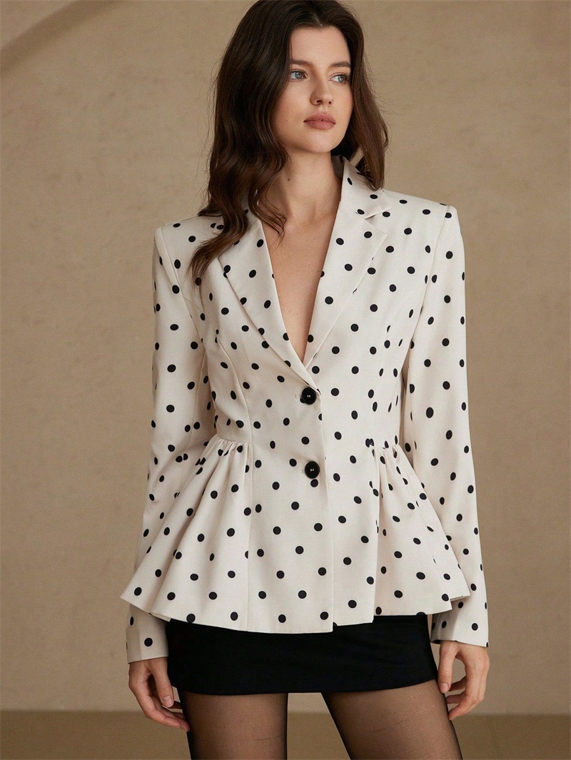 Traje de Mujer con Blazer Blan - Women Formal Wear Black And White reseña y precio