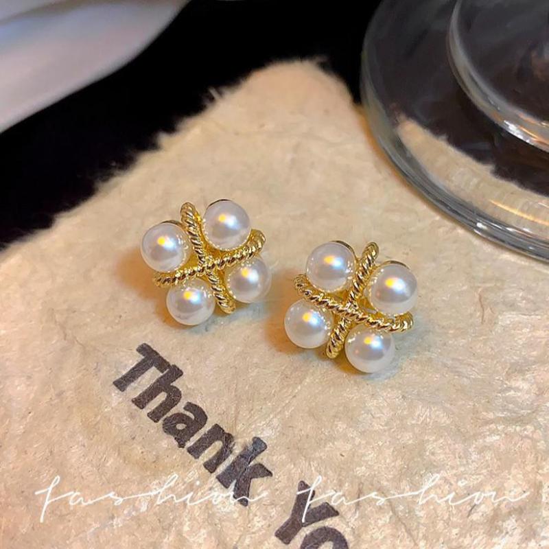 Pendientes de Perlas Cruzadas  - Pearl Earring Stud reseña y precio