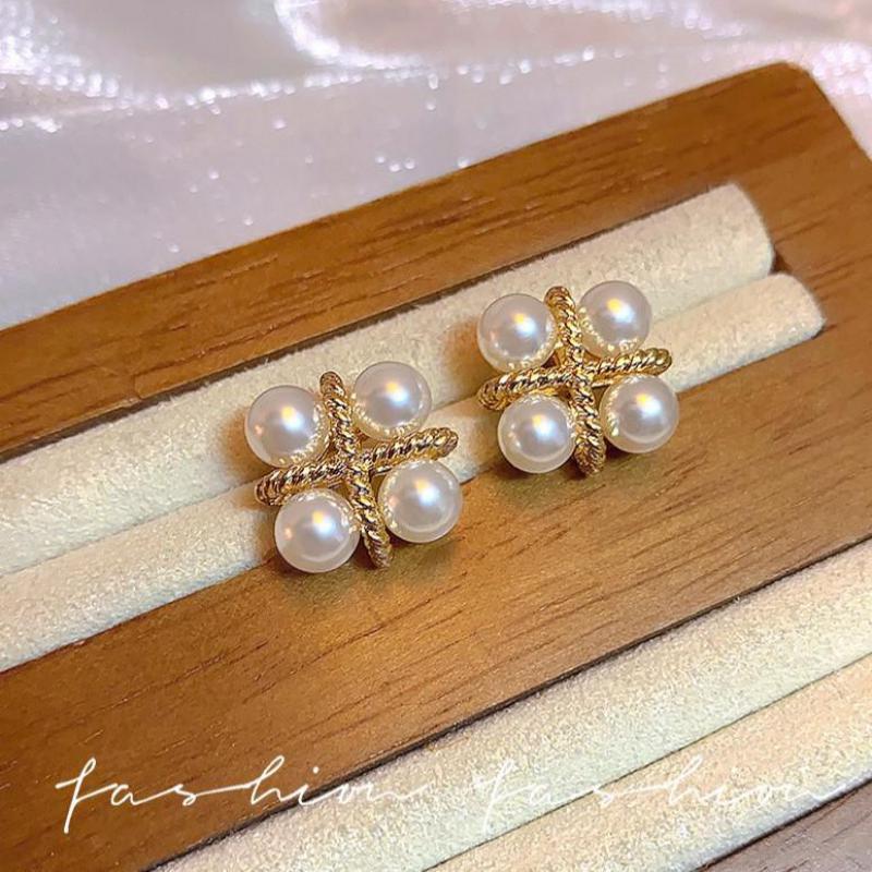 Pendientes de Perlas Cruzadas  - Pearl Earring Stud reseña y precio
