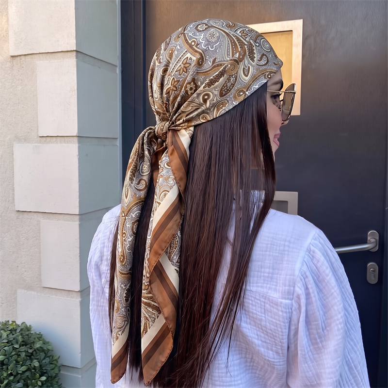 Pañuelo de Satén Marrón Retro  - Women Luxury Formal Wear reseña y precio